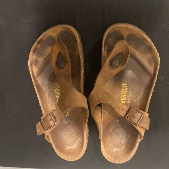 Birkenstock Shoes - BIRKENSTOCK GIZEH BIG BUCKLE OILED LEATHER WOMEN SANDALS Size 37